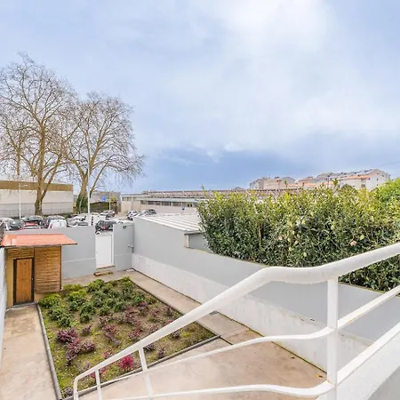 A Unique Experience In * ポルト