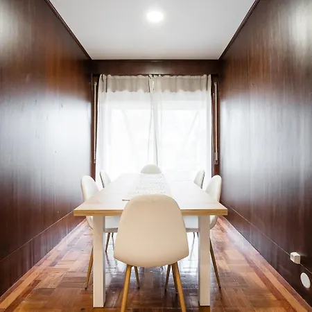 A Unique Experience In * Porto